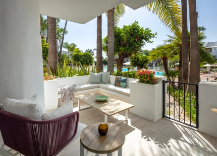 EXQUISITO APARTAMENTO EN PLANTA BAJA EN PUENTE ROMANO RESORT