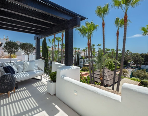Atico Duplex en venta en Marina Puente Romano, Marbella Golden Mile