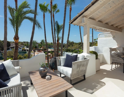 Atico Duplex en venta en Marina Puente Romano, Marbella Golden Mile