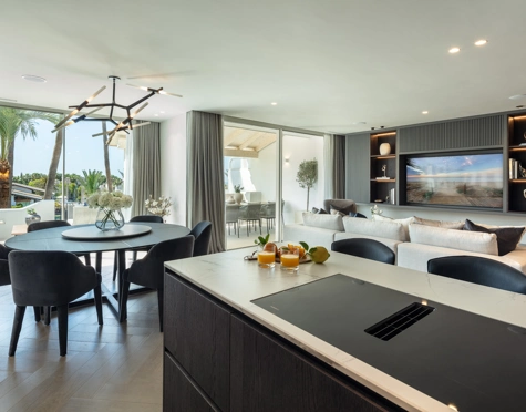 Atico Duplex en venta en Marina Puente Romano, Marbella Golden Mile