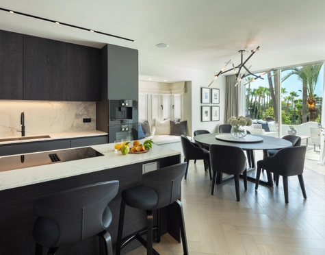Atico Duplex en venta en Marina Puente Romano, Marbella Golden Mile