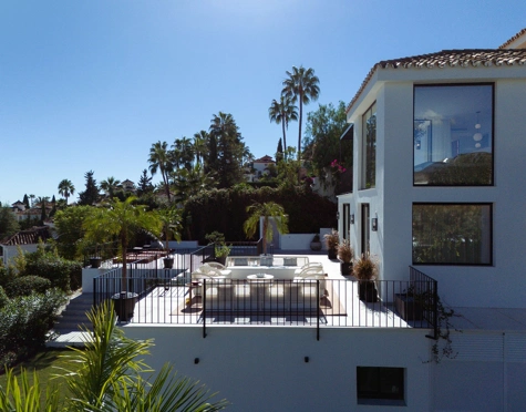 Villa en venta en Los Naranjos Hill Club, Nueva Andalucia