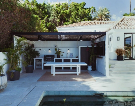 Villa en venta en Los Naranjos Hill Club, Nueva Andalucia