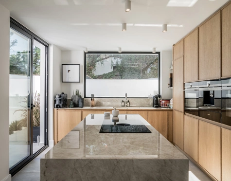 Villa en venta en Los Naranjos Hill Club, Nueva Andalucia