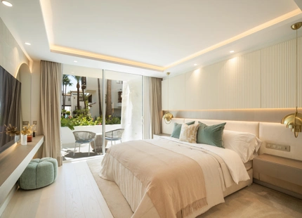 LUXURIOUS APARTMENT IN PUENTE ROMANO RESORT