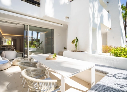 LUXURIOUS APARTMENT IN PUENTE ROMANO RESORT
