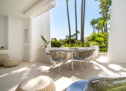 LUXURIOUS APARTMENT IN PUENTE ROMANO RESORT