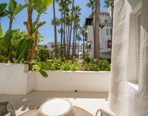 Apartment for sale in Marina Puente Romano, Marbella Golden Mile