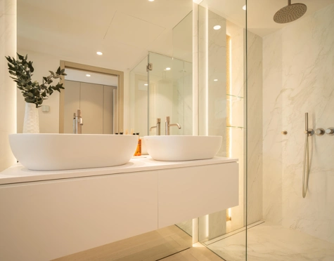 Apartment for sale in Marina Puente Romano, Marbella Golden Mile