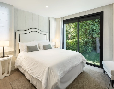 Villa en venta en Nueva Andalucia, Marbella