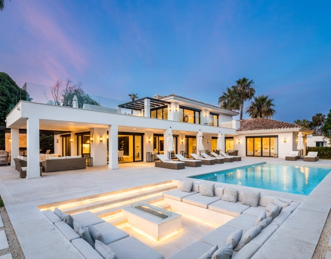 Villa for sale in Nueva Andalucia, Marbella