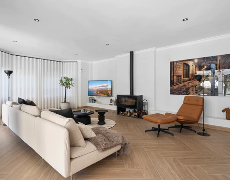 Villa for sale in Mijas Golf, Mijas Costa