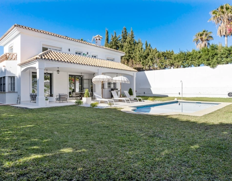 Villa for sale in Mijas Golf, Mijas Costa