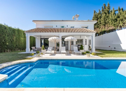 ELEGANT ANDALUSIAN VILLA WITH PRIVATE HEATED POOL IN MIJAS GOLF