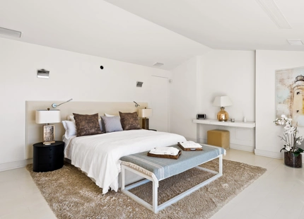 EXQUISITA VILLA DE LUJO DE 4 DORMITORIOS EN VENTA EN PUENTE ROMANO CON AMENIDADES INIGUALABLES