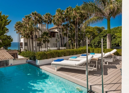 EXQUISITA VILLA DE LUJO DE 4 DORMITORIOS EN VENTA EN PUENTE ROMANO CON AMENIDADES INIGUALABLES