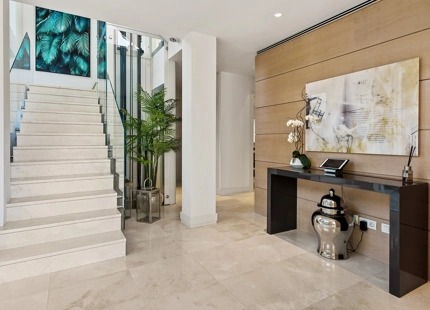 EXQUISITA VILLA DE LUJO DE 4 DORMITORIOS EN VENTA EN PUENTE ROMANO CON AMENIDADES INIGUALABLES