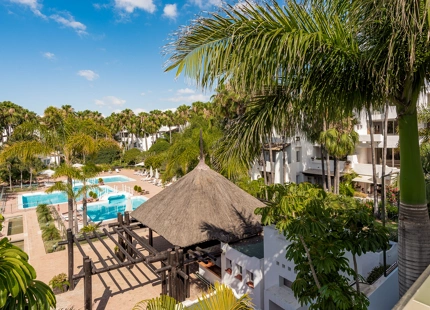 EXQUISITA VILLA DE LUJO DE 4 DORMITORIOS EN VENTA EN PUENTE ROMANO CON AMENIDADES INIGUALABLES