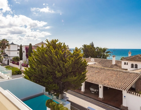 Villa for sale in Puente Romano, Marbella Golden Mile