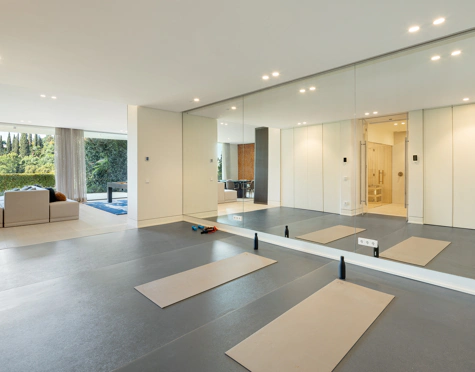 Villa for sale in La Quinta, Benahavis