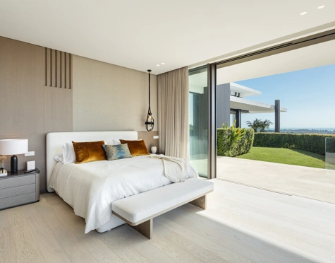 Villa for sale in La Quinta, Benahavis
