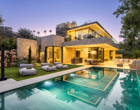 EXCEPCIONAL VILLA DE 6 DORMITORIOS CON ELEGANCIA INIGUALABLE EN LA CERQUILLA