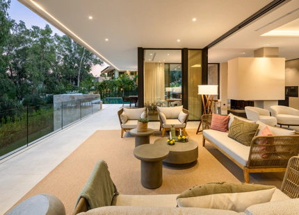 EXCEPTIONAL 6-BEDROOM VILLA WITH UNMATCHED ELEGANCE IN LA CERQUILLA