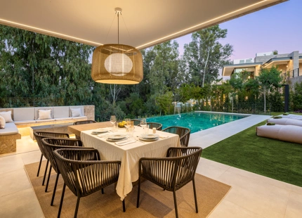 EXCEPTIONAL 6-BEDROOM VILLA WITH UNMATCHED ELEGANCE IN LA CERQUILLA