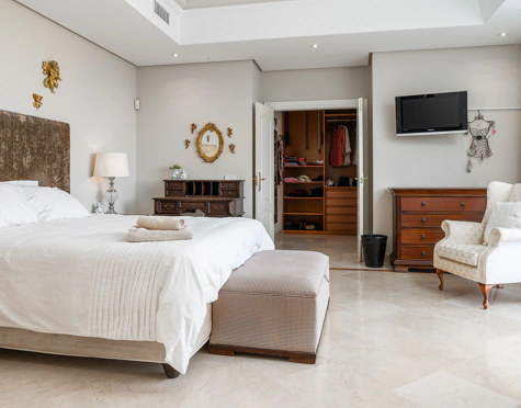 Villa for sale in Nueva Andalucia, Marbella