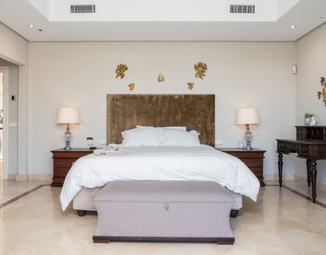 Villa for sale in Nueva Andalucia, Marbella