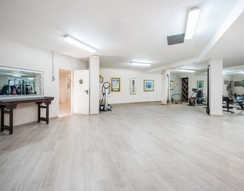 Villa for sale in Nueva Andalucia, Marbella