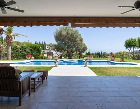 Villa for sale in Nueva Andalucia, Marbella
