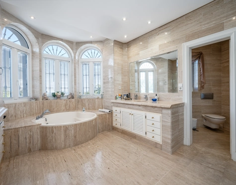 Villa for sale in Nueva Andalucia, Marbella
