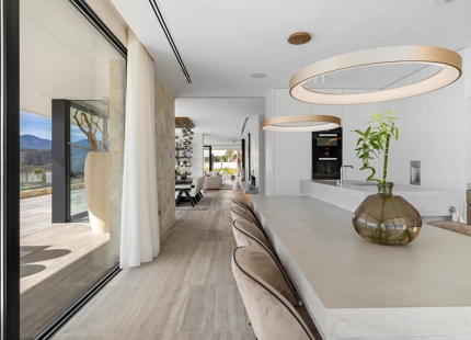 IMPRESIONANTE VILLA CONTEMPORÁNEA EN VENTA EN LAS COLINAS DEL MONTE MAYOR COUNTRY CLUB, BENAHAVÍS