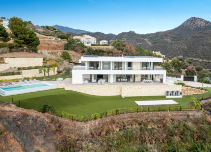 IMPRESIONANTE VILLA CONTEMPORÁNEA EN VENTA EN LAS COLINAS DEL MONTE MAYOR COUNTRY CLUB, BENAHAVÍS