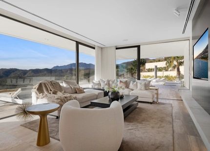 IMPRESIONANTE VILLA CONTEMPORÁNEA EN VENTA EN LAS COLINAS DEL MONTE MAYOR COUNTRY CLUB, BENAHAVÍS