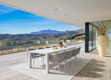 IMPRESIONANTE VILLA CONTEMPORÁNEA EN VENTA EN LAS COLINAS DEL MONTE MAYOR COUNTRY CLUB, BENAHAVÍS
