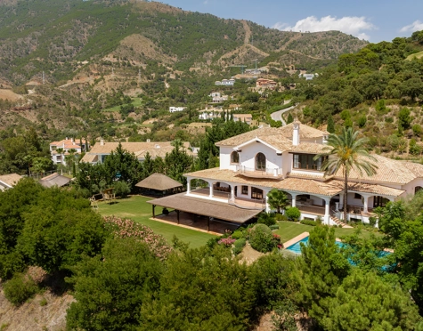 Villa for sale in La Zagaleta, Benahavis