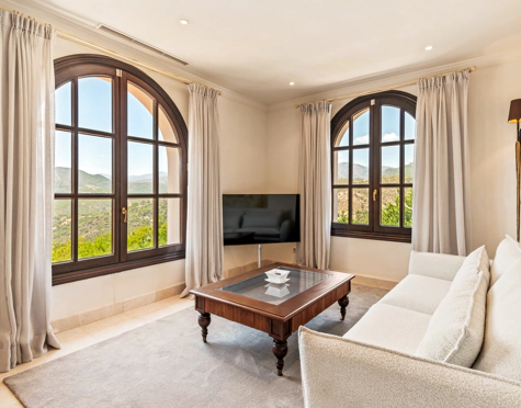 Villa for sale in La Zagaleta, Benahavis