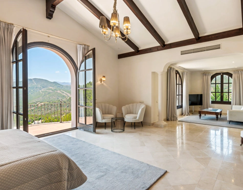 Villa for sale in La Zagaleta, Benahavis