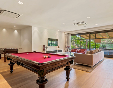 Villa for sale in La Zagaleta, Benahavis