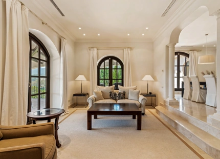 CLASSIC ELEGANT VILLA FOR SALE IN LA ZAGALETA, BENAHAVIS