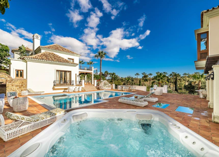 BIENES RAÍCES DE ESTILO MEDITERRÁNEO EN VENTA EN BENAHAVÍS