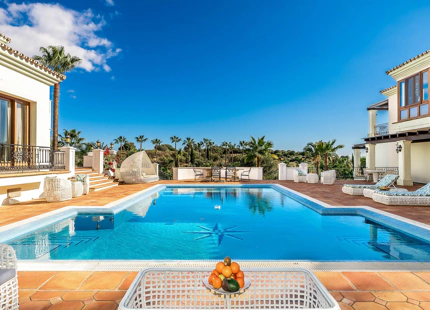 BIENES RAÍCES DE ESTILO MEDITERRÁNEO EN VENTA EN BENAHAVÍS
