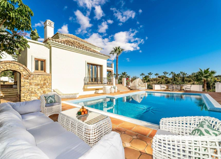 BIENES RAÍCES DE ESTILO MEDITERRÁNEO EN VENTA EN BENAHAVÍS