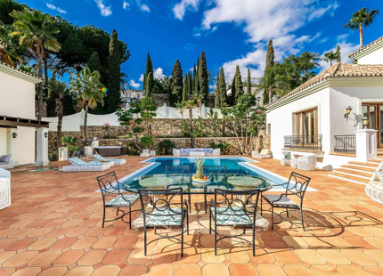 BIENES RAÍCES DE ESTILO MEDITERRÁNEO EN VENTA EN BENAHAVÍS