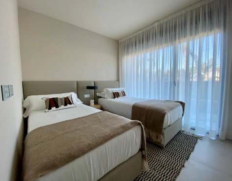 Ground Floor Apartment for sale in Velaya, Estepona East