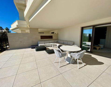 Ground Floor Apartment for sale in Velaya, Estepona East