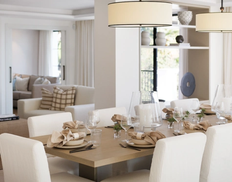 Villa en venta en Nueva Andalucia, Marbella