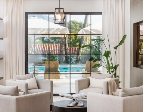 Villa en venta en Nueva Andalucia, Marbella